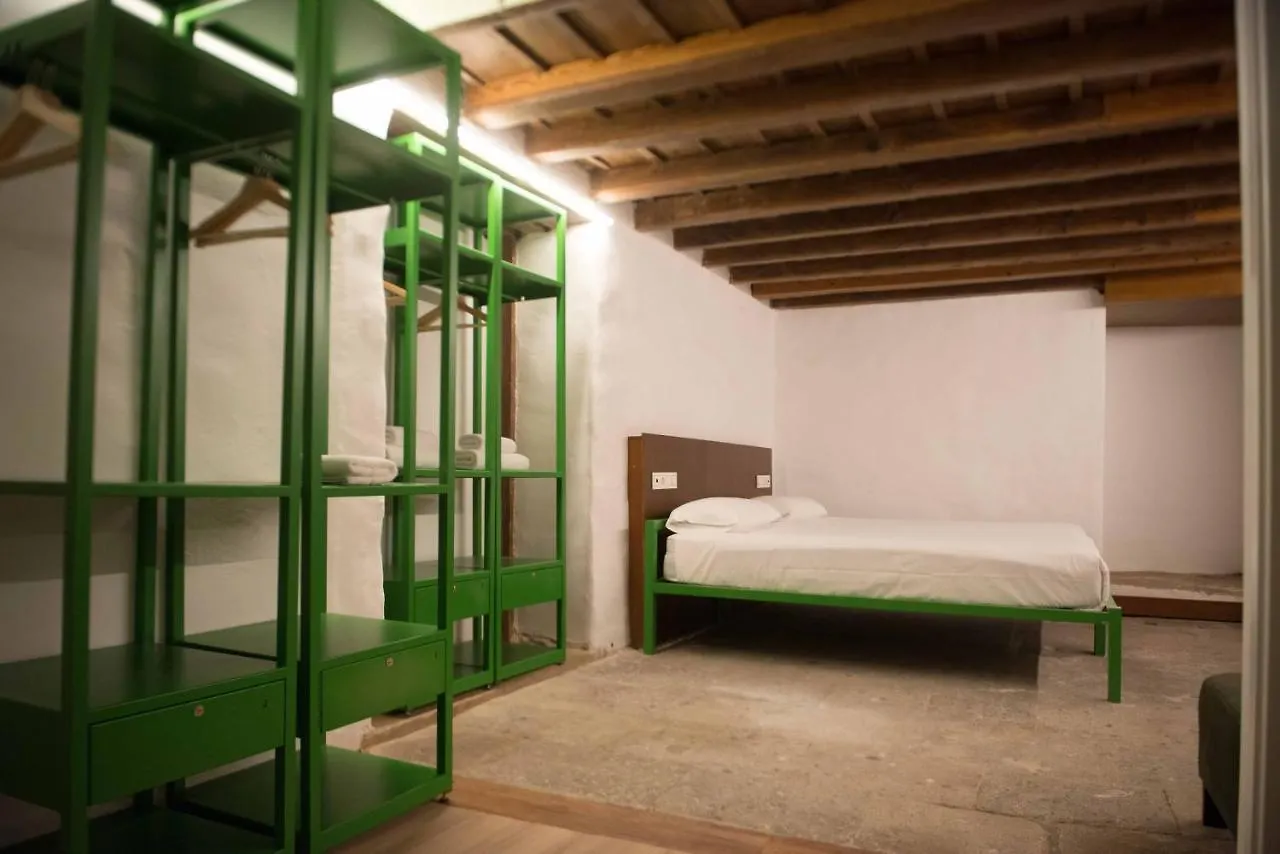 Jacio House Hostel Moya